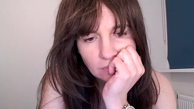 Ella Next Door online show from 02-11-26, 09:31