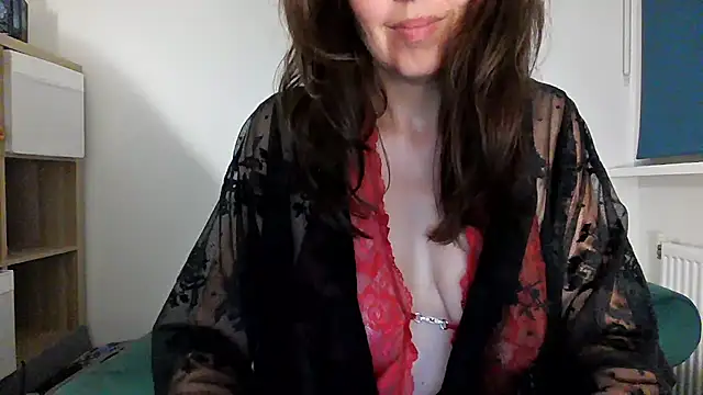Ella Next Door online show from 06-14-26, 10:12