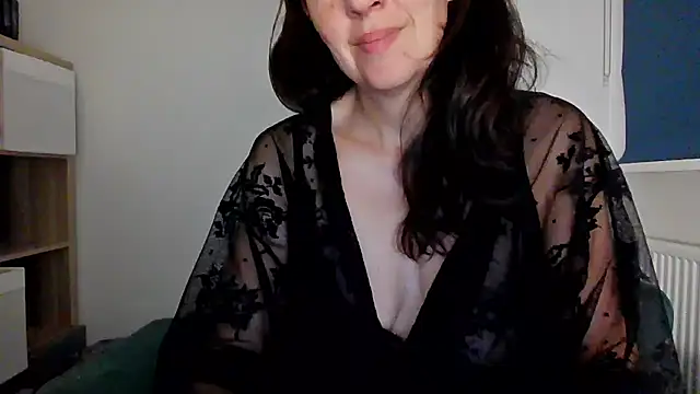 Ella Next Door online show from 07-08-26, 09:08