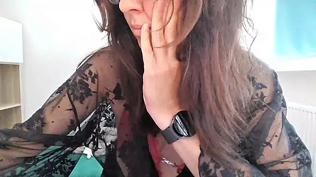 Ella Next Door online show from 07-17-26, 10:00