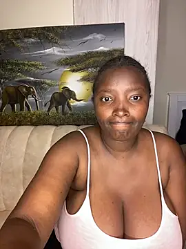 Snapshot of Naughty-sonia2 chatting on 02-05-25, 05:20 Naughty-sonia2 online show from 02-05-25, 05:20