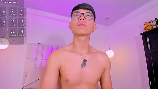 CodyTwink online show from 04-11-26, 12:15