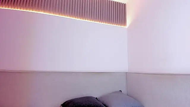 jasminehill  online show from 02-28-26, 01:45