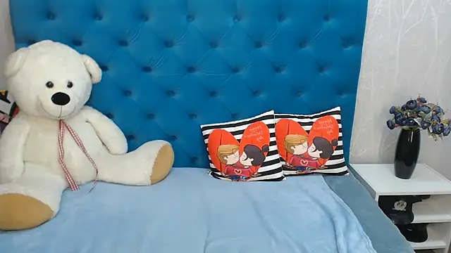 Snapshot of Sexy_MALIKKA chatting on 01-23-25, 10:22 Sexy MALIKKA online show from 01-23-25, 10:22