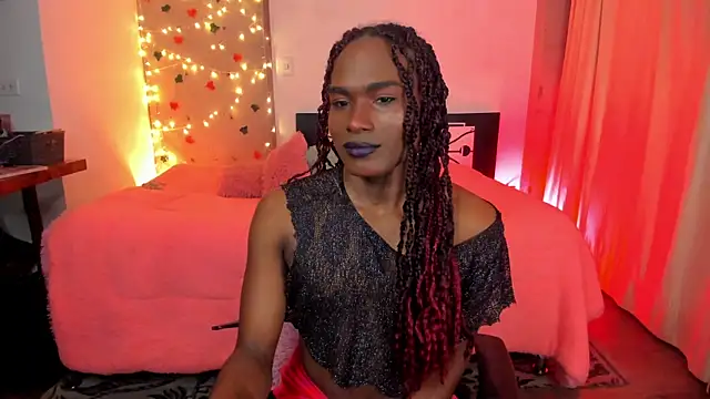 Snapshot of blackbarbietrans chatting on 03-05-25, 12:05 blackbarbietrans online show from 03-05-25, 12:05