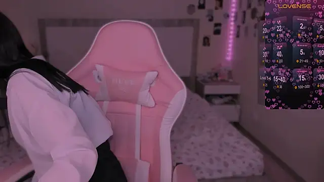 CoddleWeeper  online show from 12-30-24, 10:32