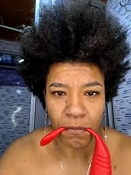 Snapshot of Selket11 chatting on 02-22-25, 11:24 Selket11 online show from 02-22-25, 11:24