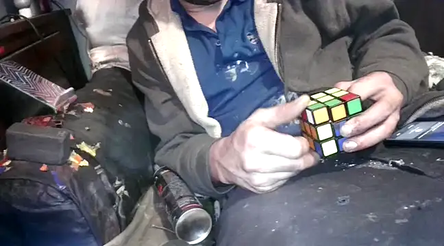 Snapshot of robeaulieu02 chatting on 01-05-25, 05:09 robeaulieu02 online show from 01-05-25, 05:09