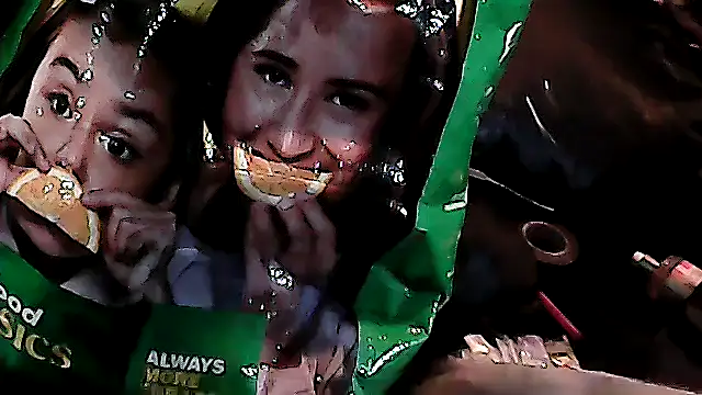 Snapshot of robeaulieu02 chatting on 09-27-25, 05:07 robeaulieu02 online show from 09-27-25, 05:07