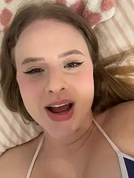 Snapshot of charmillebr chatting on 02-08-25, 04:47 charmillebr online show from 02-08-25, 04:47