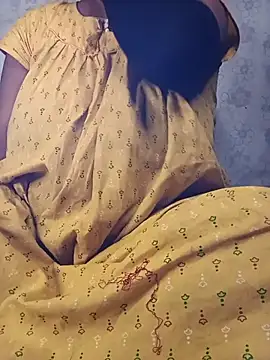 Snapshot of Ritababhi chatting on 10-08-25, 07:22 Ritababhi online show from 10-08-25, 07:22