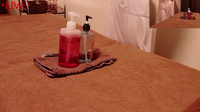 ManaMi-maru online show from 04-22-26, 01:23