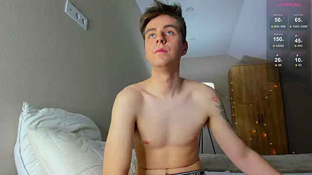 TaisonBrownX online show from 12-15-24, 07:42