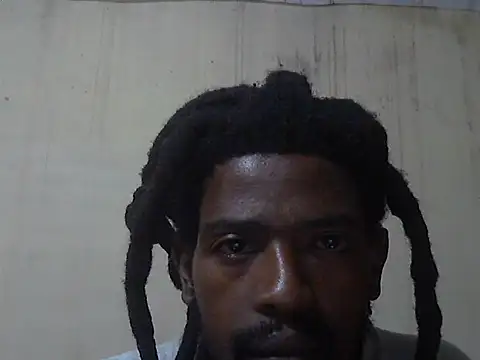 Snapshot of gldnmvsk_XO chatting on 02-22-26, 10:08 gldnmvsk XO online show from 02-22-26, 10:08