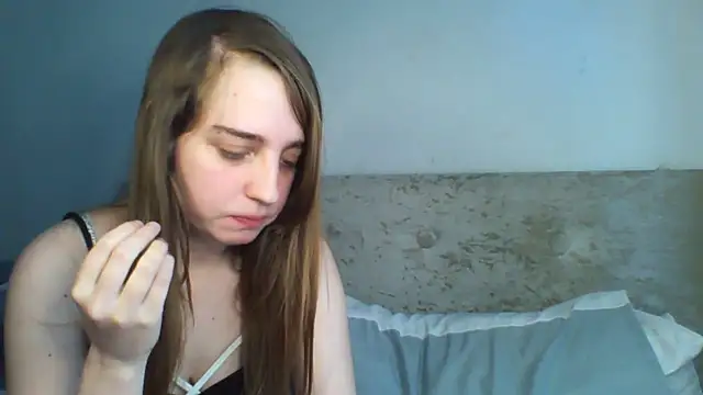 EvieRoseex online show from 04-23-26, 01:13