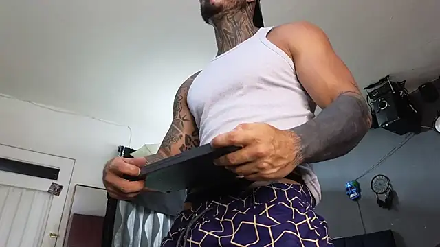 john cartter1 online show from 01-28-25, 05:14