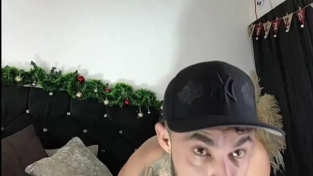 john cartter1 online show from 12-01-25, 11:04