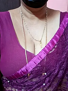 ananya956 online show from 12-15-25, 09:52