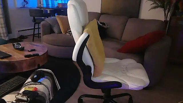 Towndude123 online show from 12-22-24, 06:06