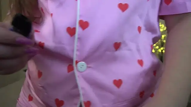 MagicPeachh  online show from 01-10-25, 10:50