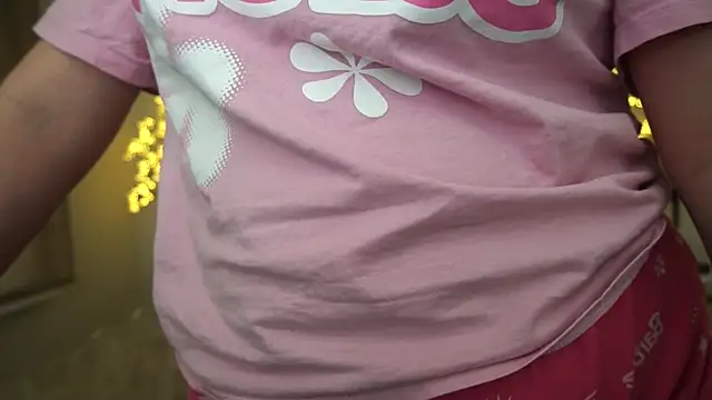 MagicPeachh  online show from 02-28-25, 01:03