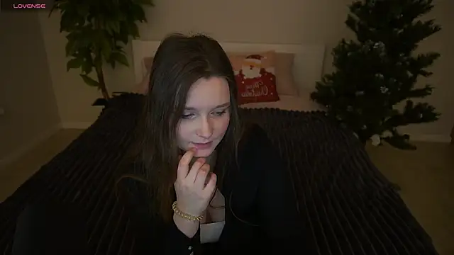 MagicPeachh  online show from 01-15-26, 01:59