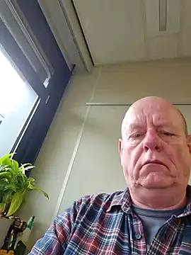 Snapshot of andrejoyfull64 chatting on 01-06-25, 12:57 andrejoyfull64 online show from 01-06-25, 12:57