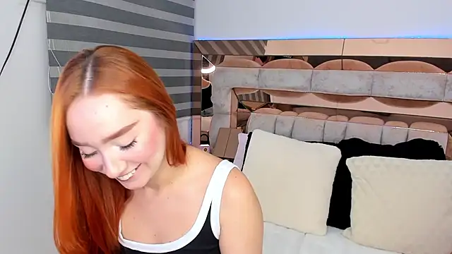 Snapshot of CamiiLovers chatting on 09-14-25, 11:15 CamiiLovers online show from 09-14-25, 11:15