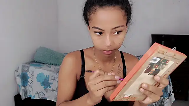 jasmin brunette  online show from 11-25-25, 12:27