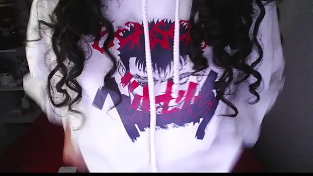 Snapshot of CherieCurl chatting on 11-04-25, 03:38 CherieCurl online show from 11-04-25, 03:38