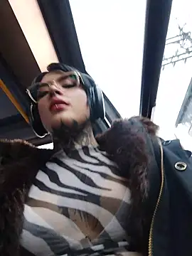 taaylor33 online show from 03-05-26, 10:28