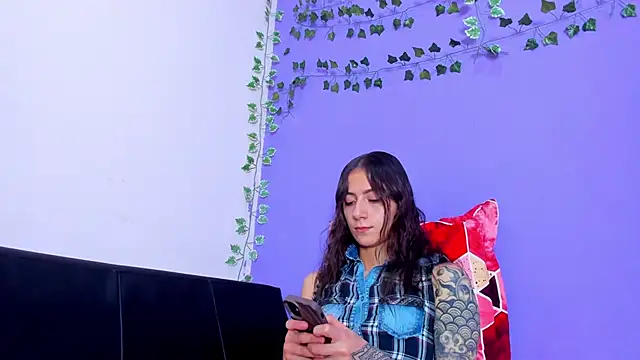 scarlet-jonesx online show from 03-09-25, 12:31