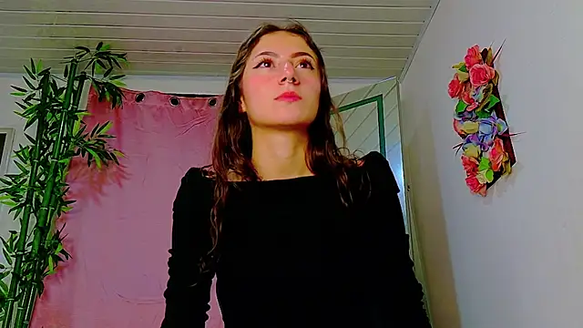 scarlet-jonesx online show from 05-15-26, 11:56
