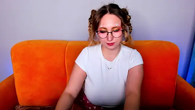 Snapshot of AsyaPink chatting on 03-15-25, 03:06 AsyaPink online show from 03-15-25, 03:06