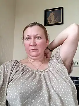 blondyaguar online show from 12-17-24, 09:17