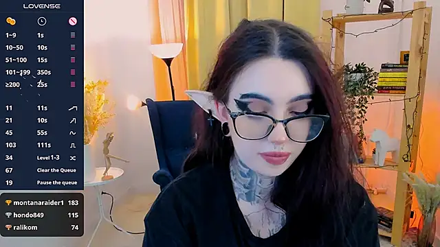 Dixi Pixi  online show from 02-08-25, 11:44