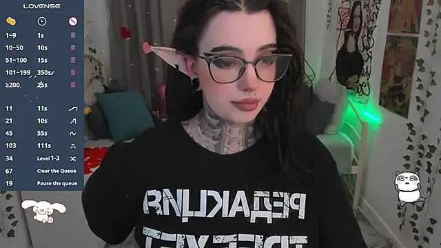 Dixi Pixi  online show from 02-14-25, 05:41