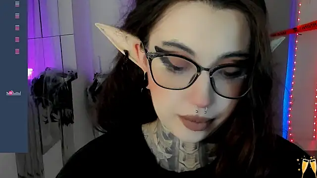 Dixi Pixi  online show from 10-24-25, 05:48