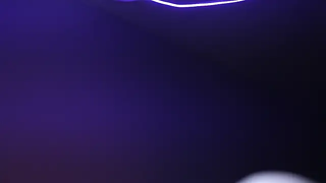 Snapshot of ginger_hugs chatting on 11-04-25, 10:09 ginger hugs online show from 11-04-25, 10:09