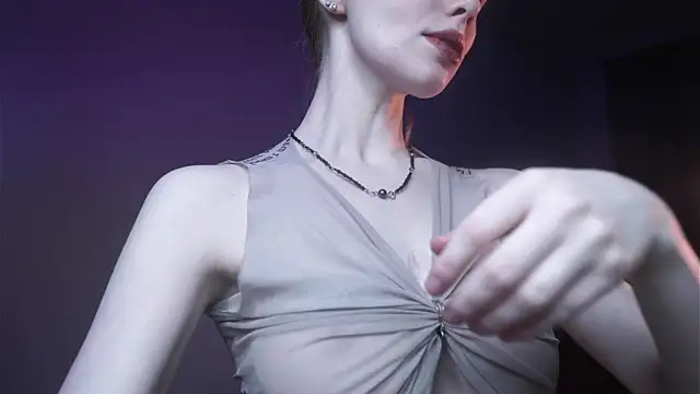 Snapshot of ginger_hugs chatting on 12-14-25, 10:14 ginger hugs online show from 12-14-25, 10:14