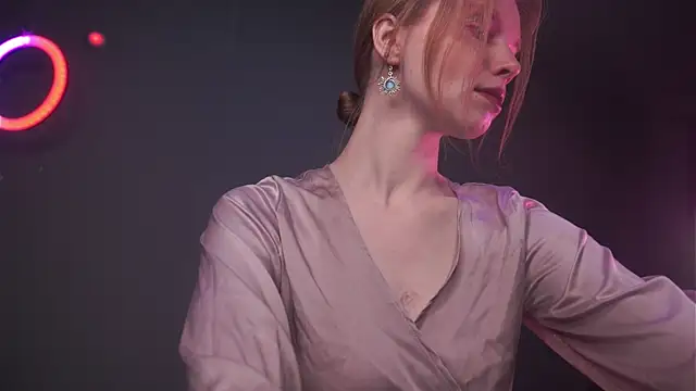 ginger hugs online show from 01-07-26, 10:01