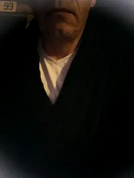 Snapshot of justepourvousbb chatting on 11-29-25, 12:13 justepourvousbb online show from 11-29-25, 12:13