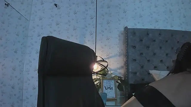 Snapshot of MissSussy chatting on 05-14-26, 02:29 MissSussy online show from 05-14-26, 02:29