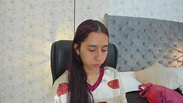 Snapshot of MissSussy chatting on 05-16-26, 06:50 MissSussy online show from 05-16-26, 06:50