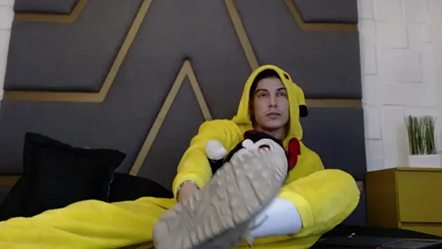 Karimferrer online show from 02-13-26, 03:35