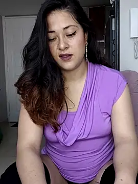 Snapshot of LisbethMoore_ chatting on 05-27-26, 03:09 LisbethMoore online show from 05-27-26, 03:09
