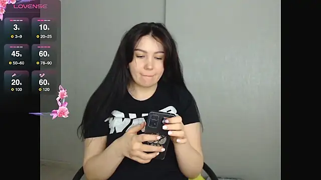 Snapshot of AlexaCruze chatting on 01-31-26, 07:11 AlexaCruze online show from 01-31-26, 07:11