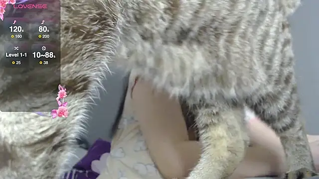 Snapshot of AlexaCruze chatting on 02-15-26, 07:21 AlexaCruze online show from 02-15-26, 07:21