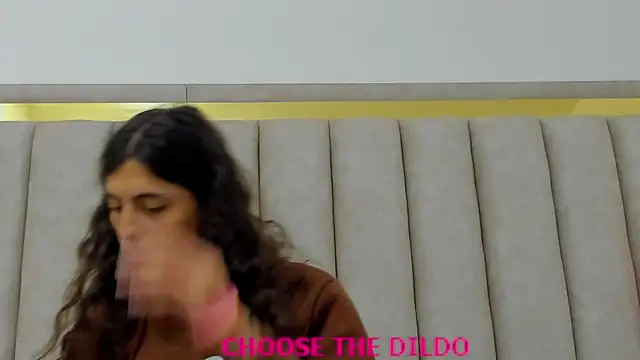 FreyaMoller online show from 11-14-25, 07:45