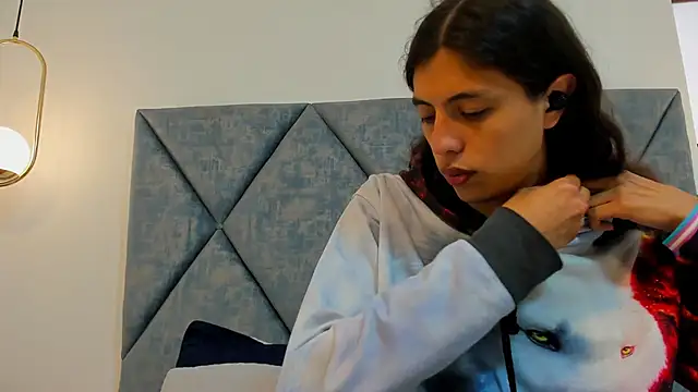 FreyaMoller online show from 01-09-26, 01:47